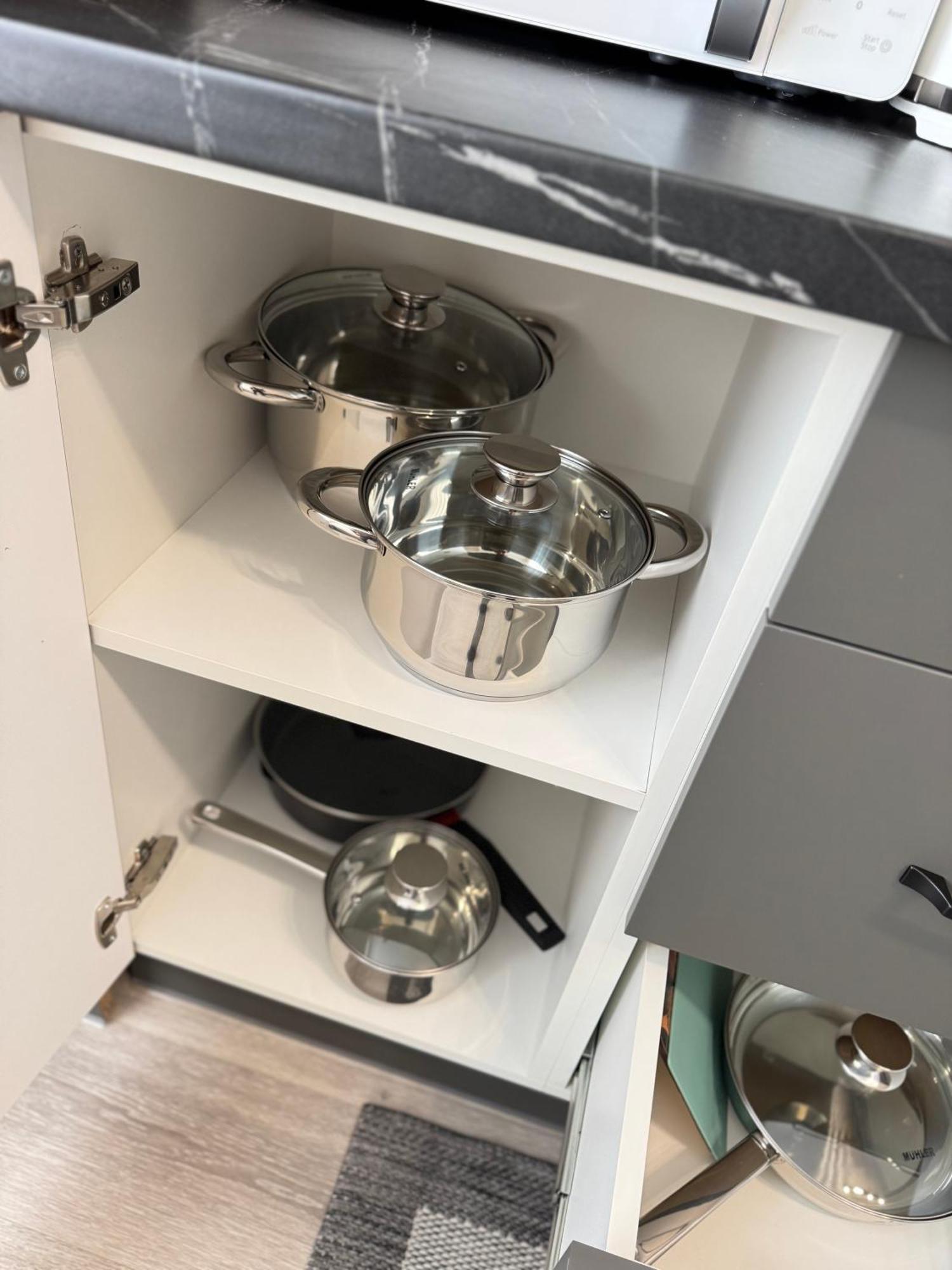 Two Bedroom Apartment In The Center, With Parking, Address Avram Iancu 32 Chişinău Eksteriør billede